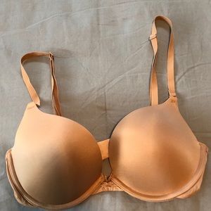 PINK Victoria’s Secret Push-Up Bra